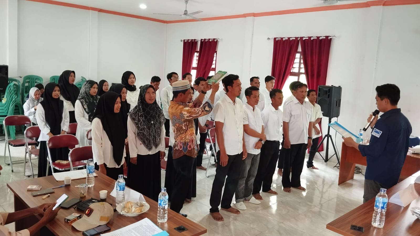 Pelantikan KPPS Desa Pemusiran Untuk Pemilu Tahun 2024: KPPS Siap Kawal Demokrasi